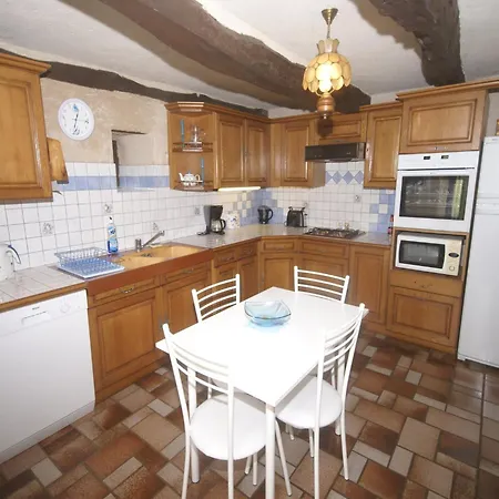 In Near Chateau Colombier בית נופש *