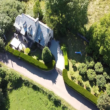 Vakantiehuis In Near Chateau Colombier