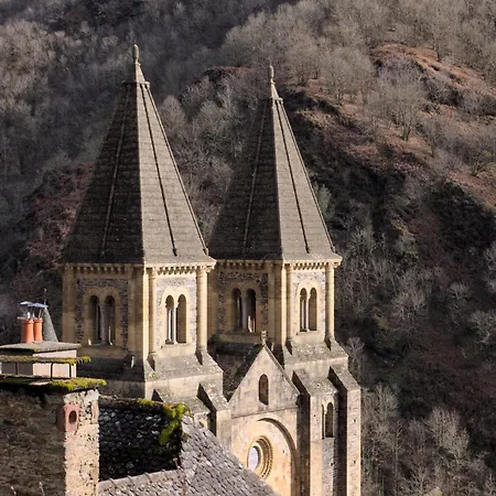 In Near Chateau Colombier Muret-le-Château