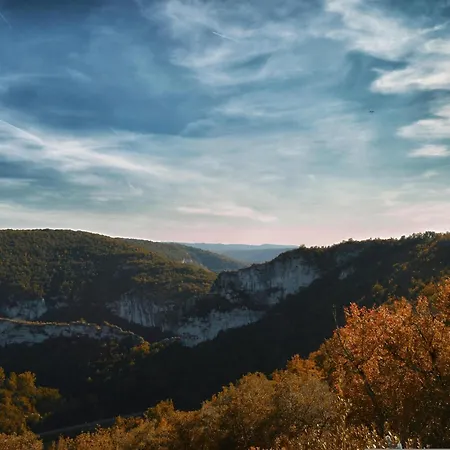 In Near Chateau Colombier Muret-le-Château