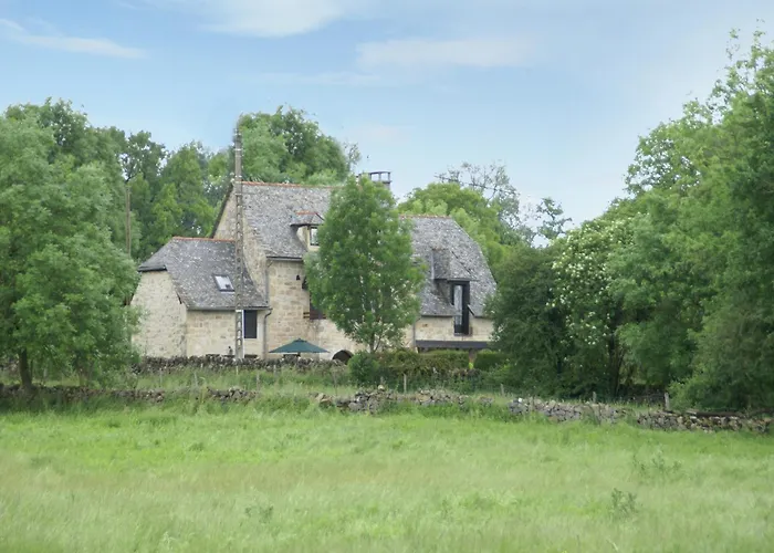 בית נופש In Near Chateau Colombier *