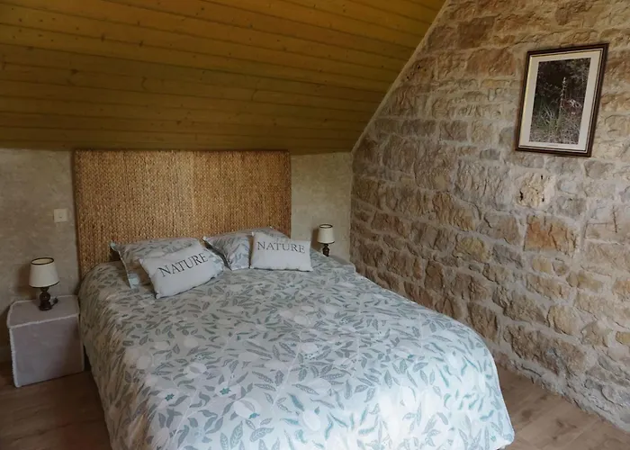 In Near Chateau Colombier בית נופש