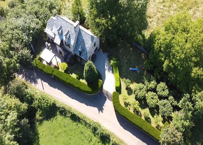 בית נופש In Near Chateau Colombier