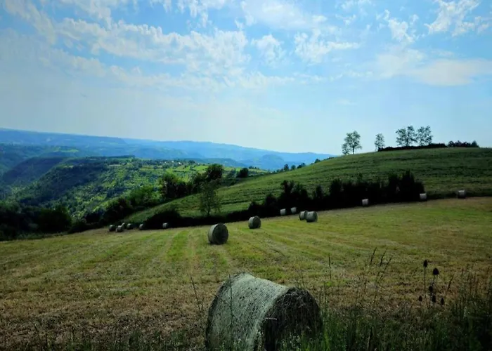 In Near Chateau Colombier Muret-le-Château