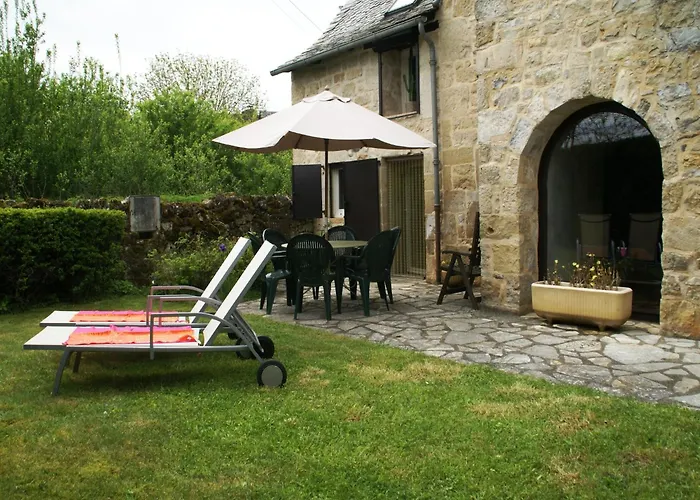 In Near Chateau Colombier * Muret-le-Château